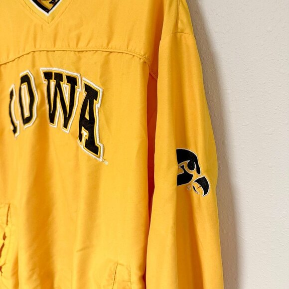Colosseum Unisex Iowa Pullover - Picture 4 of 11